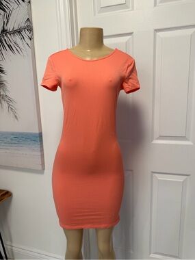 Women's Ribbed Short Sleeve Bodycon Dress - Coral